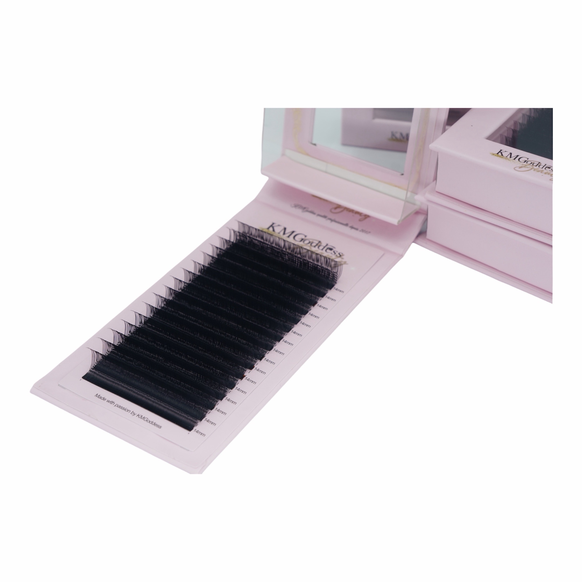 photoroom_20260102_012313 Cils 5D U Taille Unique – Volume Facile & Effet Structuré | KMGoddess 16 lignes – Image 2